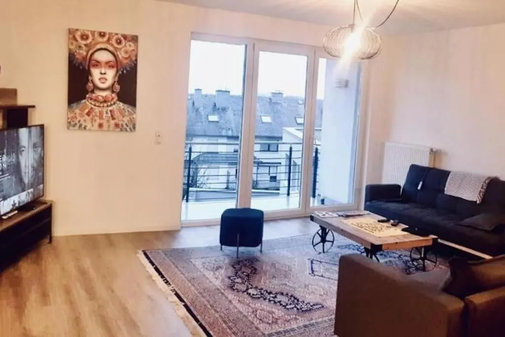 Spacious Two Bedrooms With Free Parking & Private Terrace-217 卢森堡 卢森堡